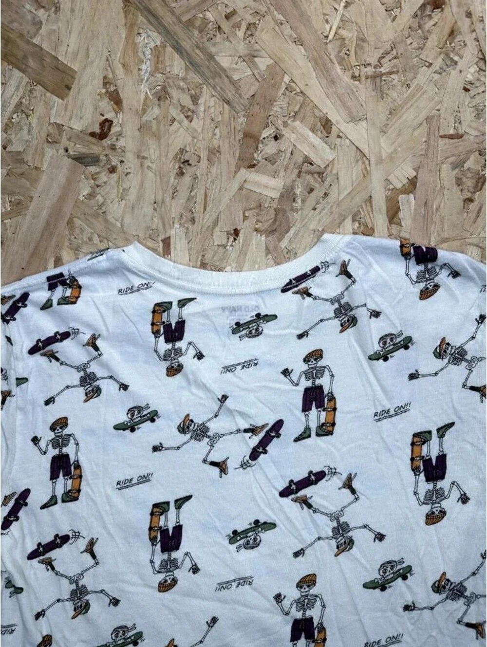 Old Navy Boys Softest Tee XL 14-16 White Skeleton Skateboard Graphic T-Shirt